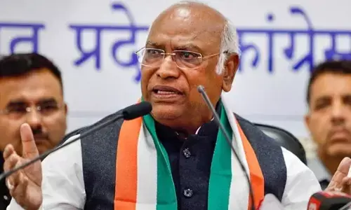 నిజాలు మాట్లాడే వ్యక్తిని లోక్‌సభ నుంచి తప్పించే ప్రయత్నం : కాంగ్రెస్ చీఫ్ మల్లిఖార్జున్ ఖర్గే
