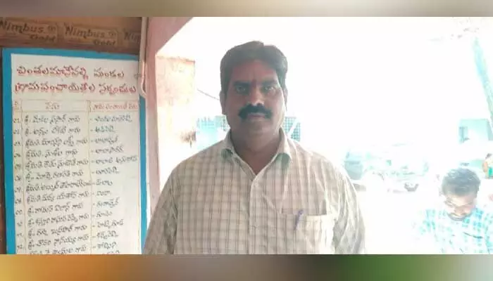 ఎంబీ రికార్డ్స్ ను పోగొట్టుకున్న జూనియర్ అసిస్టెంట్.. ఎంబీ రికార్డ్స్ ను పోగొట్టుకున్న జూనియర్ అసిస్టెంట్..