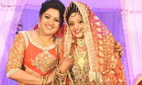 Actress Sana: నా కూతురిని దుబాయ్‌ తీసుకెళ్లి చిత్రహింసలు పెట్టారు..?