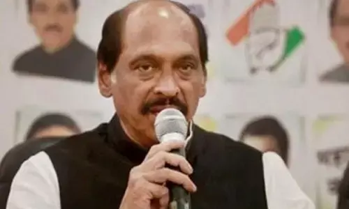 రాహుల్‌పై వేటు ప్రజాస్వామ్యానికి బ్లాక్ డే!