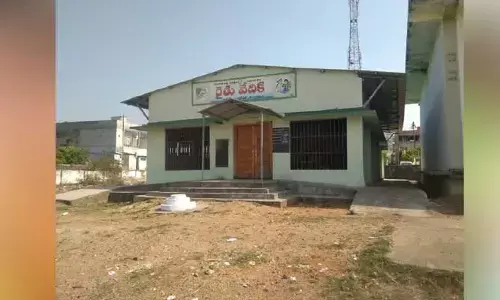 ఒంటికి..రెంటికి ఇబ్బందే!