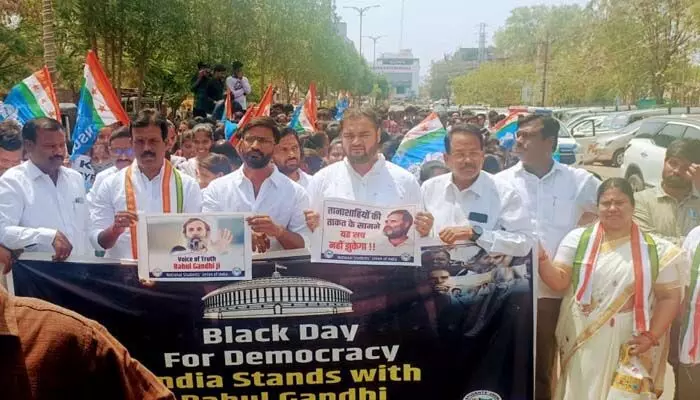 కేంద్ర, రాష్ట్ర ప్రభుత్వాలది నియంత పాలన: డీసీసీ అధ్యక్షుడు జీఎంఆర్ కేంద్ర, రాష్ట్ర ప్రభుత్వాలది నియంత పాలన: డీసీసీ అధ్యక్షుడు జీఎంఆర్