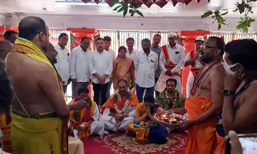 కొండగట్టు అంజన్నను దర్శించుకున్న హైకోర్టు న్యాయమూర్తులు