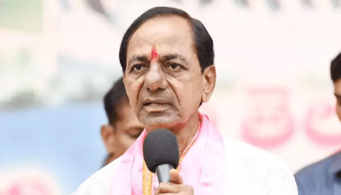 మహారాష్ట్ర స్థానిక సంస్థల ఎన్నికల్లో బీఆర్ఎస్ పోటీ? మహారాష్ట్ర స్థానిక సంస్థల ఎన్నికల్లో బీఆర్ఎస్ పోటీ?