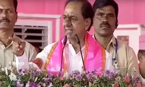 మహారాష్ట్ర మాజీ సీఎంకు కేసీఆర్ స్ట్రాంగ్ వార్నింగ్