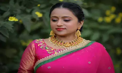 సుమ పరువు తీసిన ఇంటి పని మనుషులు.. వీడియో వైరల్