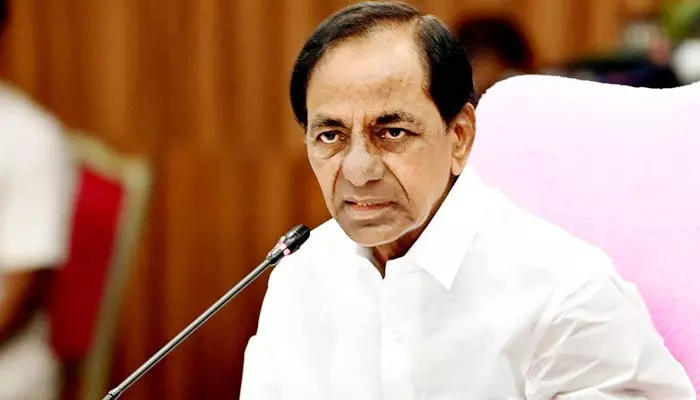 మీలో ప్రతి ఒక్కరూ ఒక్కో కేసీఆర్ కావాలి: CM సంచలన వ్యాఖ్యలు మీలో ప్రతి ఒక్కరూ ఒక్కో కేసీఆర్ కావాలి: CM సంచలన వ్యాఖ్యలు