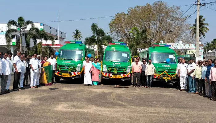 రాష్ట్రంలో మెరుగైన వైద్య సేవలు అందిస్తున్నాం.. డిప్యూటీ సీఎం ముత్యాలనాయుడు రాష్ట్రంలో మెరుగైన వైద్య సేవలు అందిస్తున్నాం.. డిప్యూటీ సీఎం ముత్యాలనాయుడు