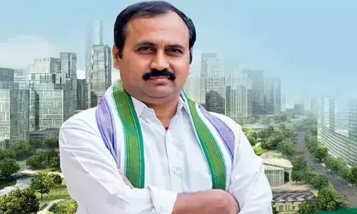 ప్రజాస్వామ్యానికి తూట్లు పొడవటంలో చంద్రబాబు దిట్ట.. మంగళగిరి ఎమ్మెల్యే ఆళ్ల రామకృష్ణారెడ్డి