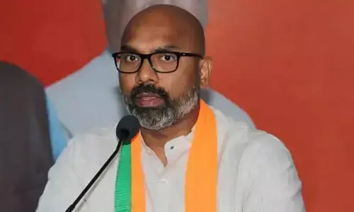 మా నాన్న రాజీనామాతో నాకు సంబంధం లేదు.. ఎంపీ అర్వింద్