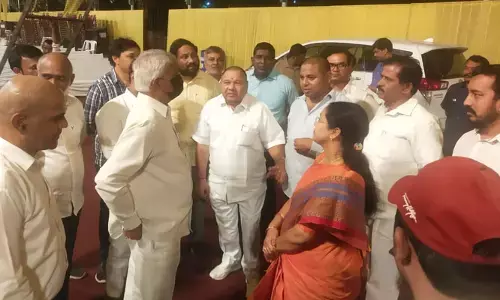 టీడీపీ సభకు ఎల్ఈడీ స్క్రీన్లు ఏర్పాటు.. కాసాని జ్ఞానేశ్వర్