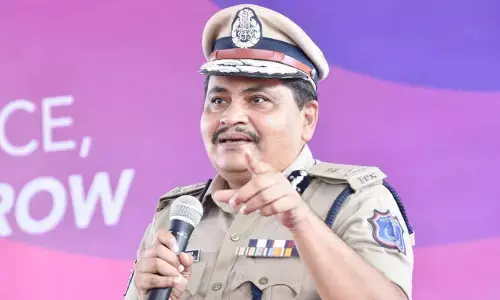 సైబర్ నేరాలపై CID చీఫ్ మహేశ్ భగవత్ కీలక వ్యాఖ్యలు