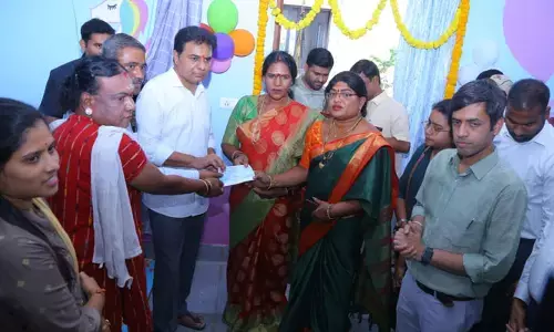 ట్రాన్స్ జెండర్ల జీవనోపాధి రుణ సదుపాయాలు: మంత్రి కేటీఆర్