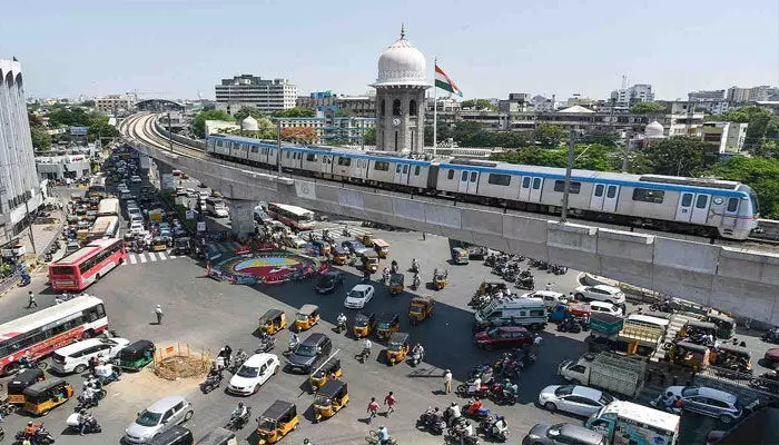 హైదరాబాద్ వాసులు అలర్ట్... నేటి నుంచి 3నెలల పాటు బాలానగర్లో ట్రాఫిక్ మళ్లింపు హైదరాబాద్ వాసులు అలర్ట్... నేటి నుంచి 3నెలల పాటు బాలానగర్లో ట్రాఫిక్ మళ్లింపు
