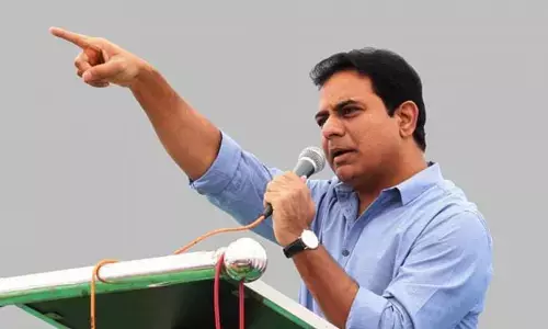 తెలంగాణలో ఎన్నికలు ఆ నెలలోనే: మంత్రి కేటీఆర్ కీలక వ్యాఖ్యలు