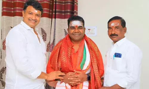 రాజన్న సన్నిధిలో బలగం దర్శకుడు వేణు