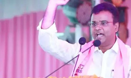 ‘రేవంత్ రెడ్డి కాంగ్రెస్ పార్టీ‌లోనే ఉన్నడా’