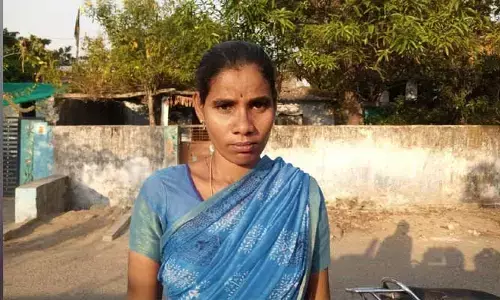 ఆటోలో రెండు తులాల బంగారం చోరీ...