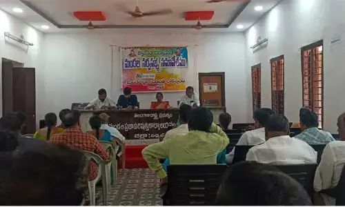 గైర్హాజరైన అధికారుల పై చర్యలు ఏవి..