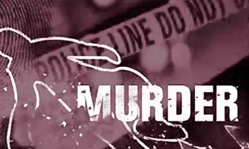 Anantapur: వైసీపీ మద్దతుదారుడు దారుణ హత్య