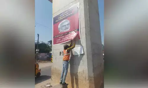 మోడీని కించపరుస్తూ వరంగల్ హైవే పిల్లర్లకు పోస్టర్లు కలకలం..