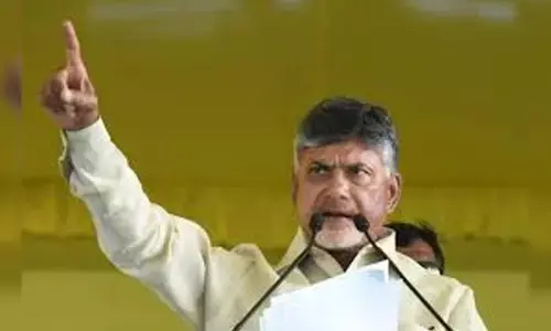 కూలుతున్న అహంకార కోటలు