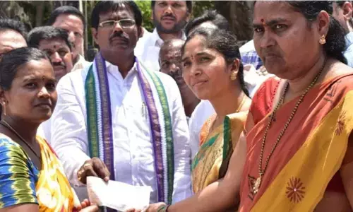 Apco: అగ్ని ప్రమాద బాధితులకు ఆర్థికసాయం