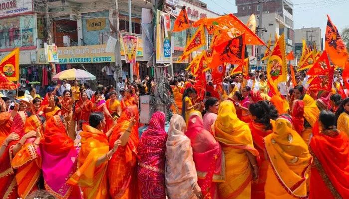కన్నుల పండుగగా రాములవారి కళ్యాణం కన్నుల పండుగగా రాములవారి కళ్యాణం