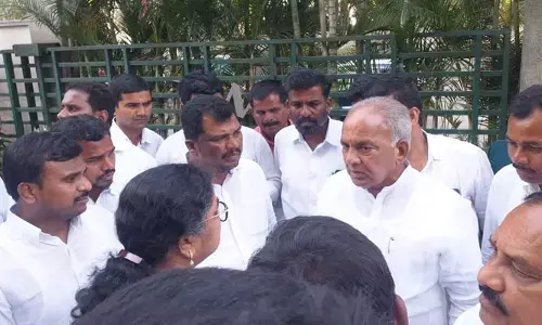 మునుగోడు కాంగ్రెస్‌లో పదవుల రచ్చ