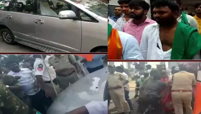 Big Breaking: బీజేపీ నేత సత్యకుమార్ కాన్వాయ్పై రాళ్ల దాడి.. ఉద్రిక్తత Big Breaking: బీజేపీ నేత సత్యకుమార్ కాన్వాయ్పై రాళ్ల దాడి.. ఉద్రిక్తత