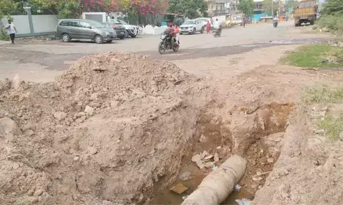 జర పట్టించుకోండి సారు..