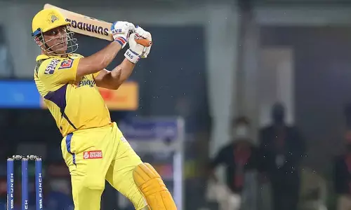 ప్రారంభ మ్యాచ్⁬ లోనే రికార్డ్ సృష్టించిన ధోనీ