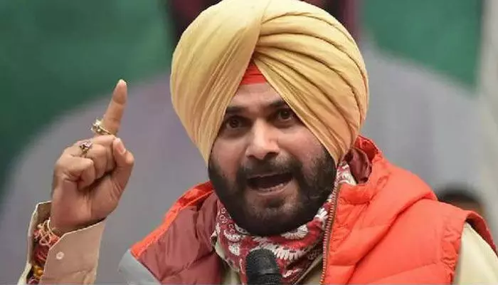 పాటియాలా జైలు నుంచి సిద్దూ విడుదల పాటియాలా జైలు నుంచి సిద్దూ విడుదల