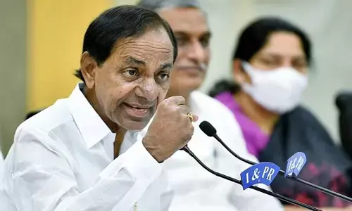 వారి పరిస్థితి తలుచుకుంటే కళ్లలో నీళ్లు తిరిగాయి: కేసీఆర్