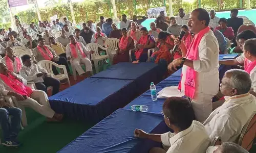 పార్టీ బలోపేతానికి కృషి చేయండి: ఎమ్మెల్యే బేతి సుభాష్ రెడ్డి