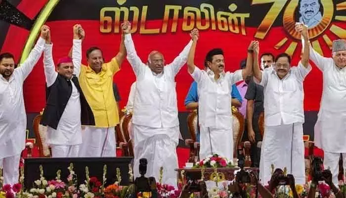 నేడు ఢిల్లీలో స్టాలిన్ అధ్యక్షతన విపక్షాల భేటీ నేడు ఢిల్లీలో స్టాలిన్ అధ్యక్షతన విపక్షాల భేటీ