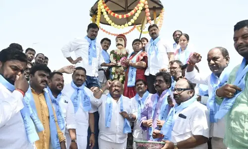 సర్వాయి పాపన్న ఆశయ సాధకుడు కేసీఆర్.. మంత్రి గంగుల కమలాకర్