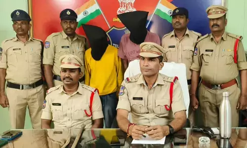 దొంగతనానికి పాల్పడిన ఇద్దరి అరెస్ట్
