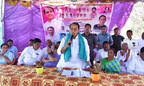 సంక్షేమ పథకాల్లో అగ్రగామిగా తెలంగాణ: మంత్రి ఇంద్రకరణ్ రెడ్డి