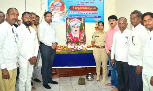 తెలంగాణ రైతాంగ సాయుధ పోరాట వీరుడు దొడ్డి కొమురయ్య: కలెక్టర్ రాజర్షి షా