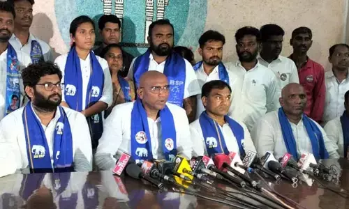 రాష్ట్రంలో నిరుద్యోగులను ఆదరించే వారే లేరు : ఆర్ఎస్ ప్రవీణ్ కుమార్