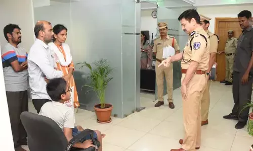 మానవత్వంతో స్పందించిన రాచకొండ కమిషనర్..