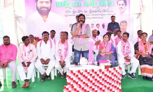 ఎన్నికల సమయంలో బీజేపీ కులమత రాజకీయం: మంత్రి శ్రీనివాస్ గౌడ్
