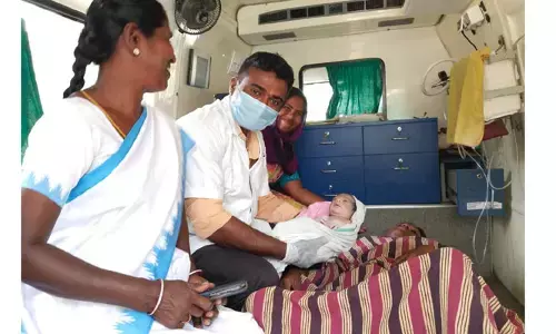 108లో ప్రసవం.. తల్లీ, బిడ్డ క్షేమం