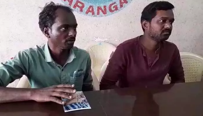 వారితో ప్రాణహాని ఉంది..మాకు రక్షణ కల్పించండి.. వారితో ప్రాణహాని ఉంది..మాకు రక్షణ కల్పించండి..