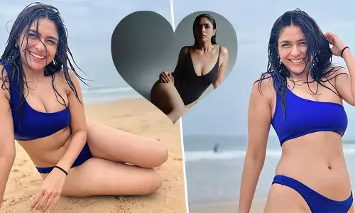 సీతపై ఫైర్ అవుతున్న నెటిజన్స్.. బికినీలో రచ్చ రచ్చ..