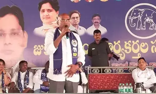 జుక్కల్ నియోజకవర్గంను దోచుకున్నది దళితులే : బీఎస్పీ రాష్ట్ర అధ్యక్షులు డాక్టర్ ప్రవీణ్ కుమార్