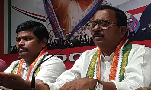 పేపర్ లీకేజీలు ఎలా అవుతున్నాయి..?.. మల్లు రవి
