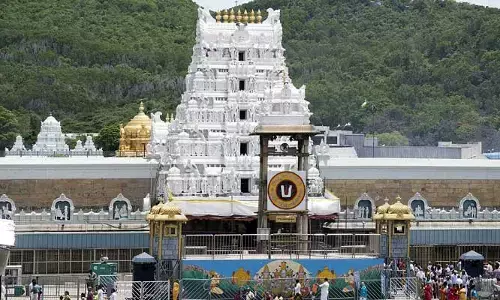 ఏప్రిల్-05: తిరుమలలో కొనసాగుతున్న భక్తుల రద్దీ..