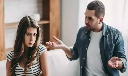 పచ్చని సంసారాలను కూలుస్తున్న పని మనుషులు